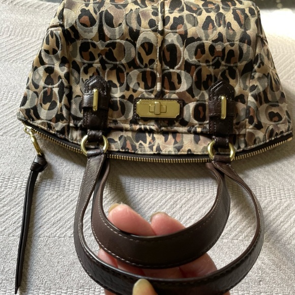 I ♥️this coach bag - Picture 8 of 16